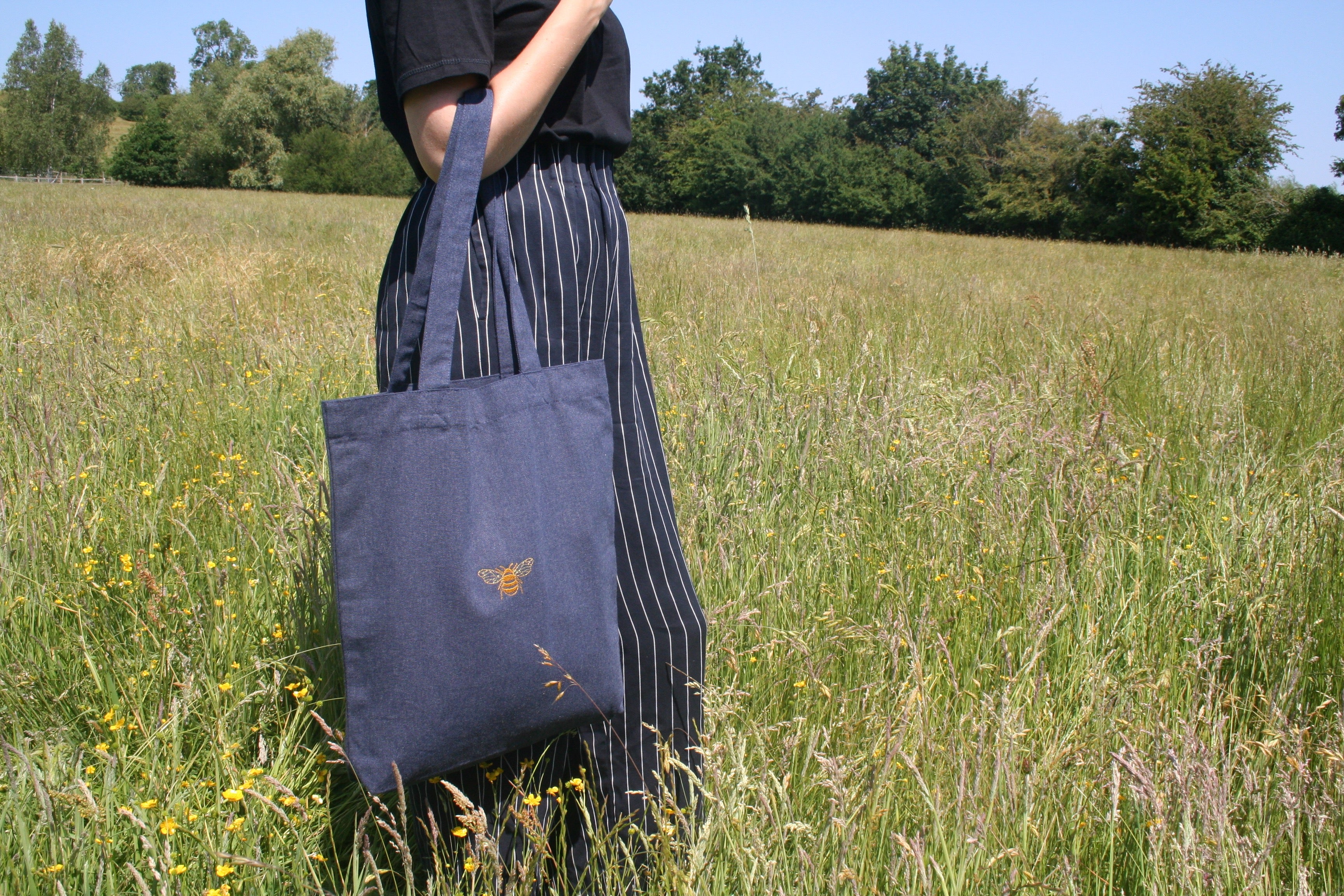 Bee Tote Bag