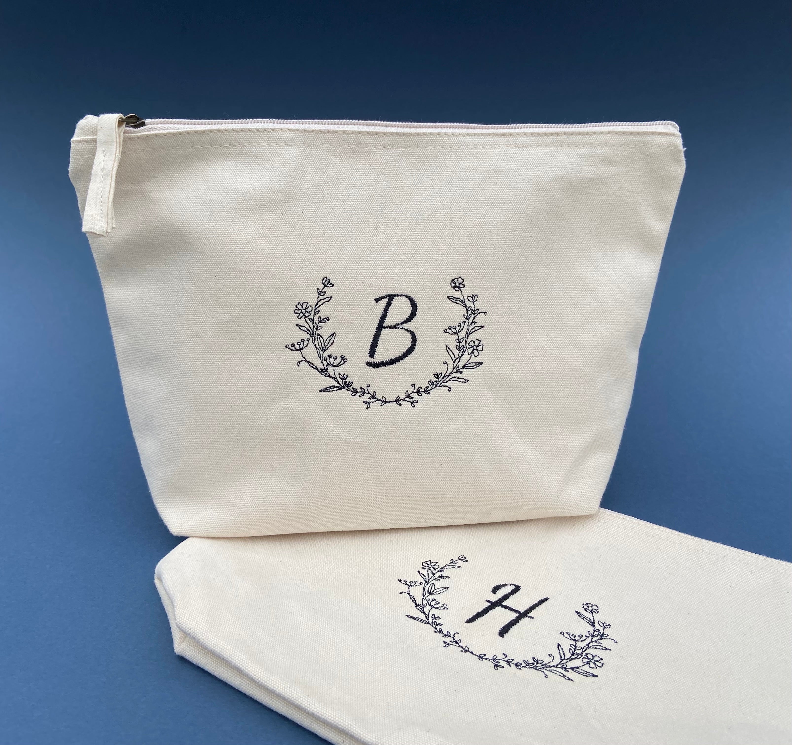 Letter Wreath Makeup Bag