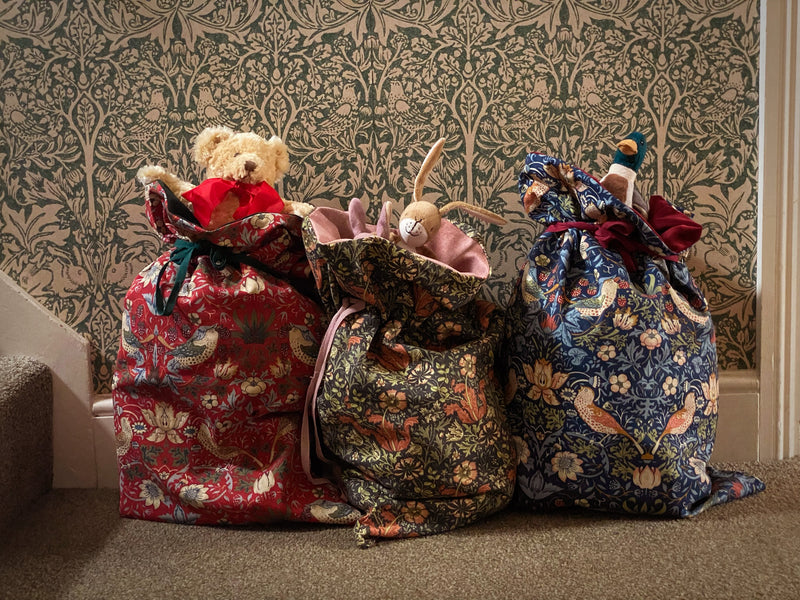 Floral William Morris Compton Christmas Sack