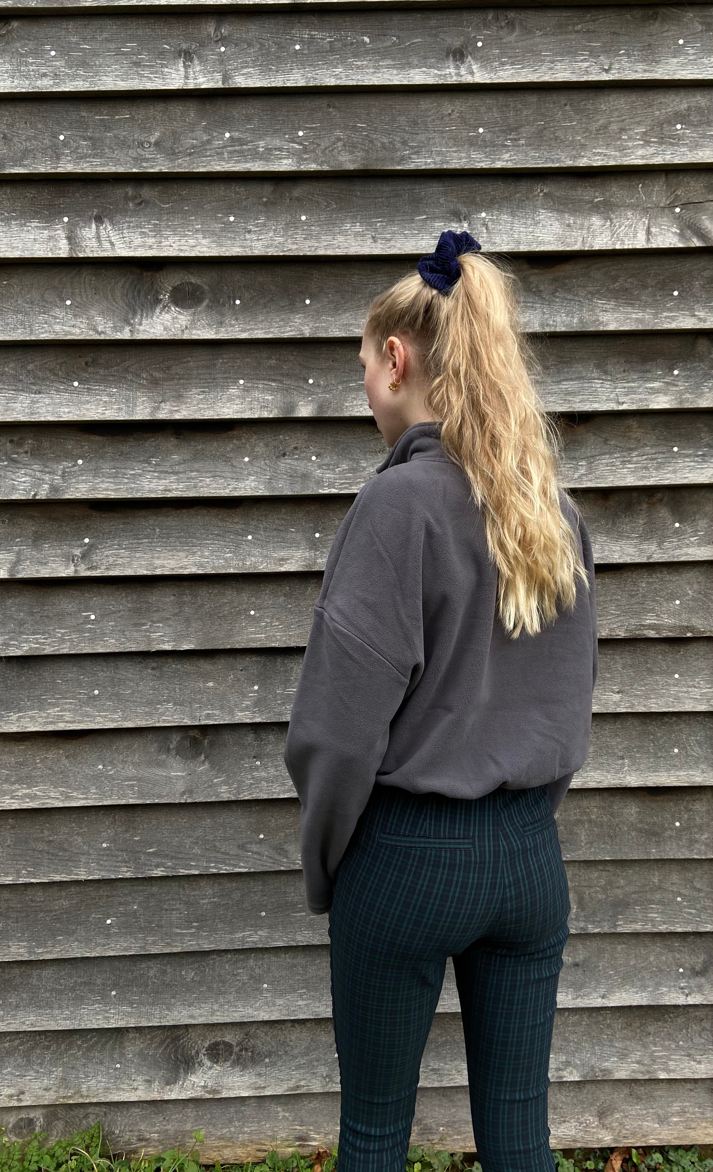 Bee Cropped Fleece