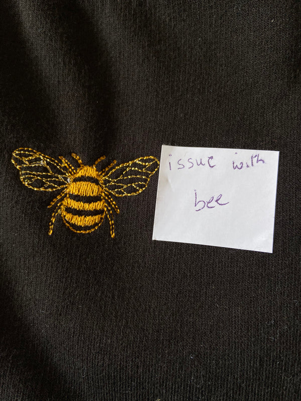 Bee Sweatshirt LARGE (Wing Faulty)