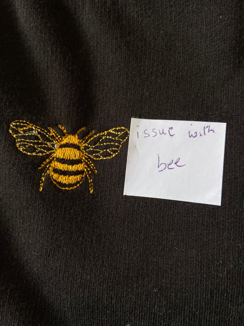 Bee Sweatshirt LARGE (Wing Faulty)