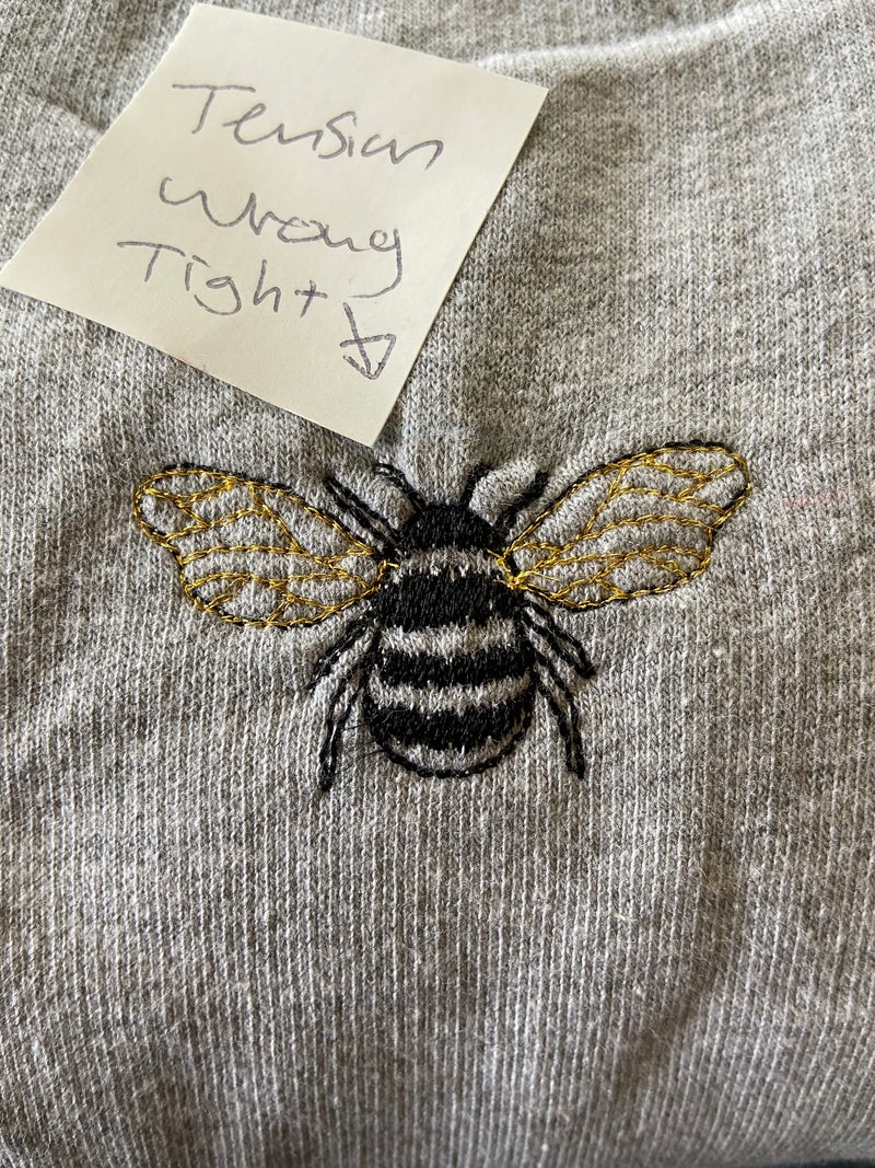 Bee Sweatshirt MEDIUM (Tight Tension)