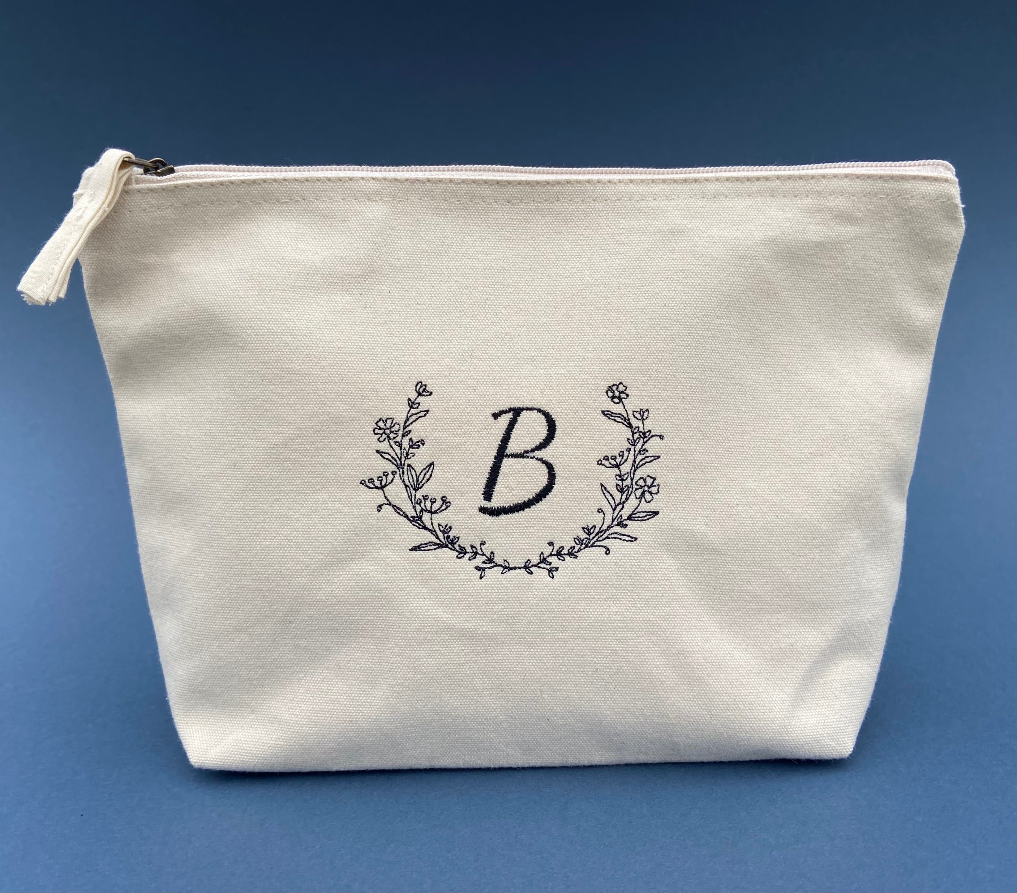Letter Wreath Makeup Bag