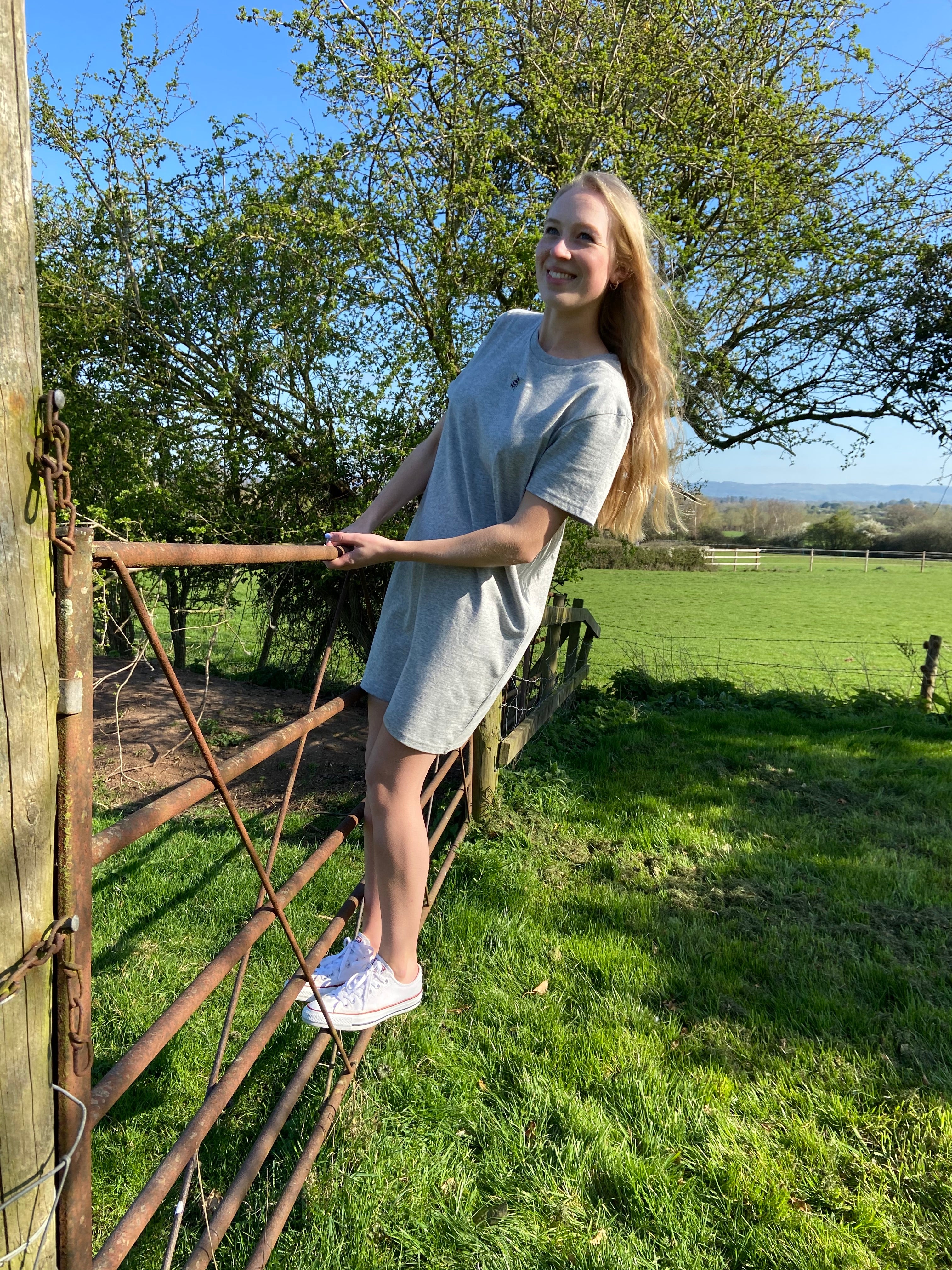 Bee T-Shirt Dress